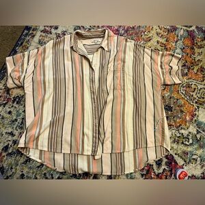 MADEWELL boxy shirt. Very light fabric. Spring colors.